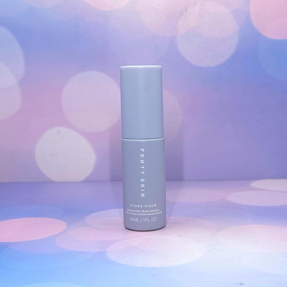 Fenty Hydra Vizor Broad Spectrum Mineral SPF Sunscreen Moisturizer (1 oz) - Picture 1 of 2